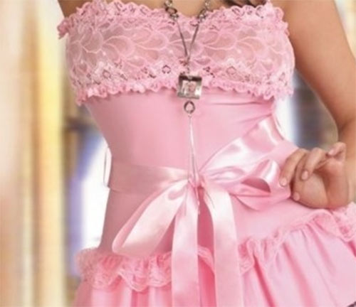 Růžové šaty s mašlí