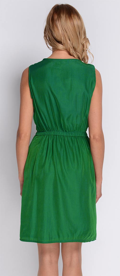 Zelené letní šaty