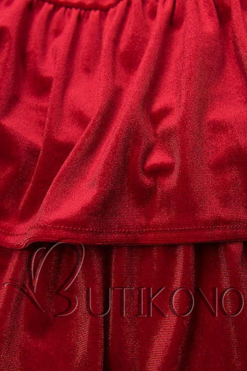 lesklé šaty červené s dlouhým rukávem