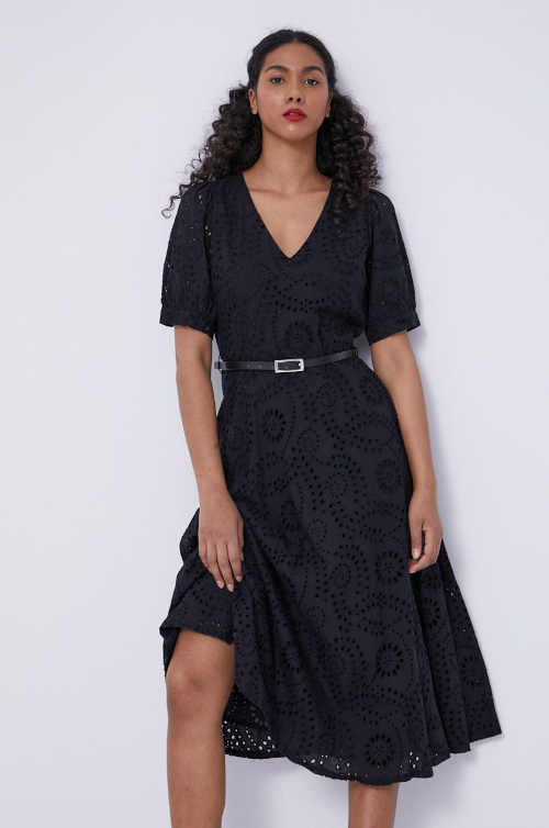 Luxusní černé dámské šaty s krátkým rukávem a podšívkou