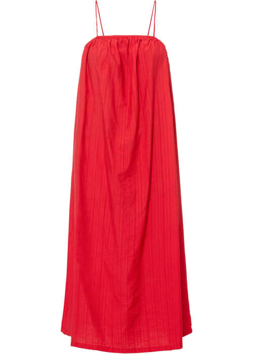 červené dlouhé letní šaty