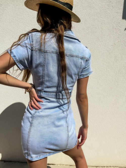 džínové šaty s páskem
